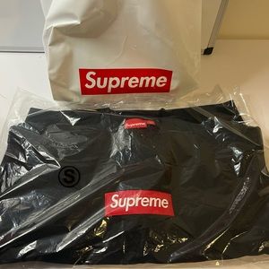 Supreme Box Logo Crewneck (small)